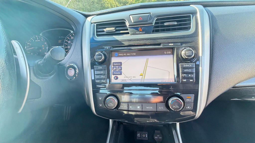 2014 Nissan Altima Image 18