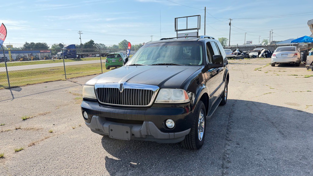 2004 Lincoln Aviator Image 1