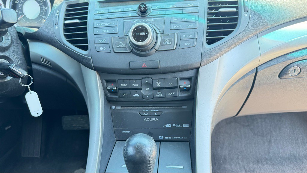 2009 Acura TSX Image 14