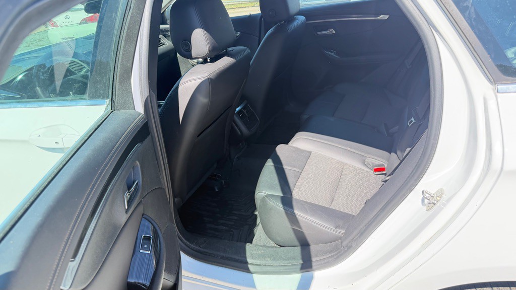 2018 Chevrolet Impala Image 10