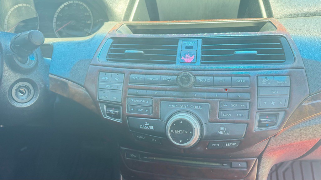 2008 Honda Accord Image 13