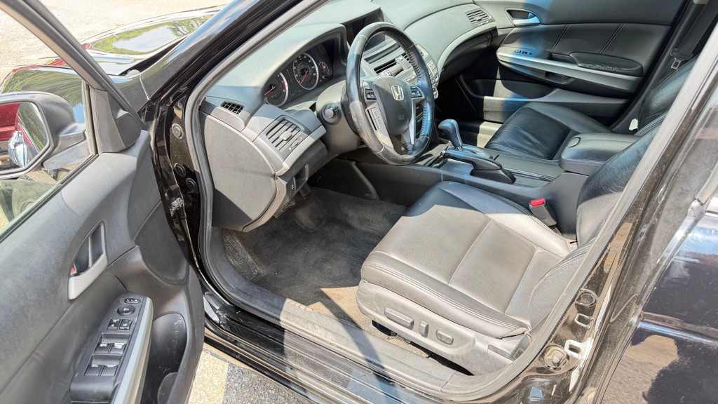 2009 Honda Accord Image 9