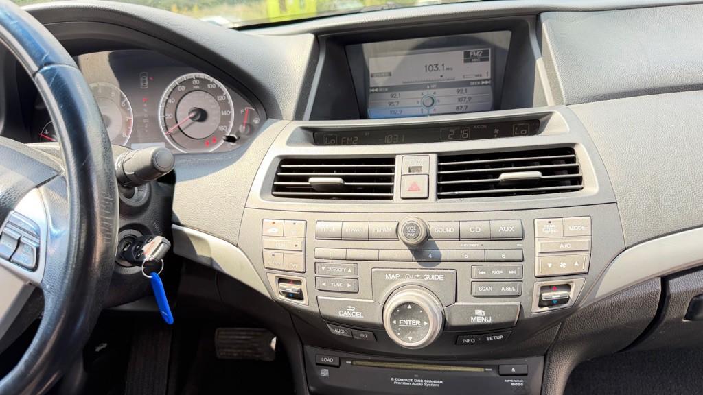 2009 Honda Accord Image 15