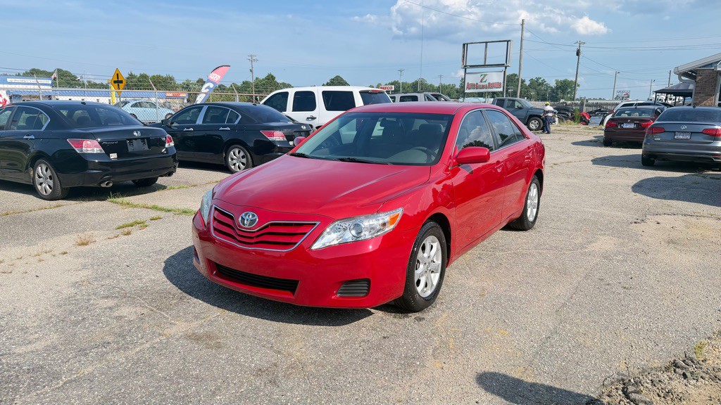 2011 Toyota Camry Image 1