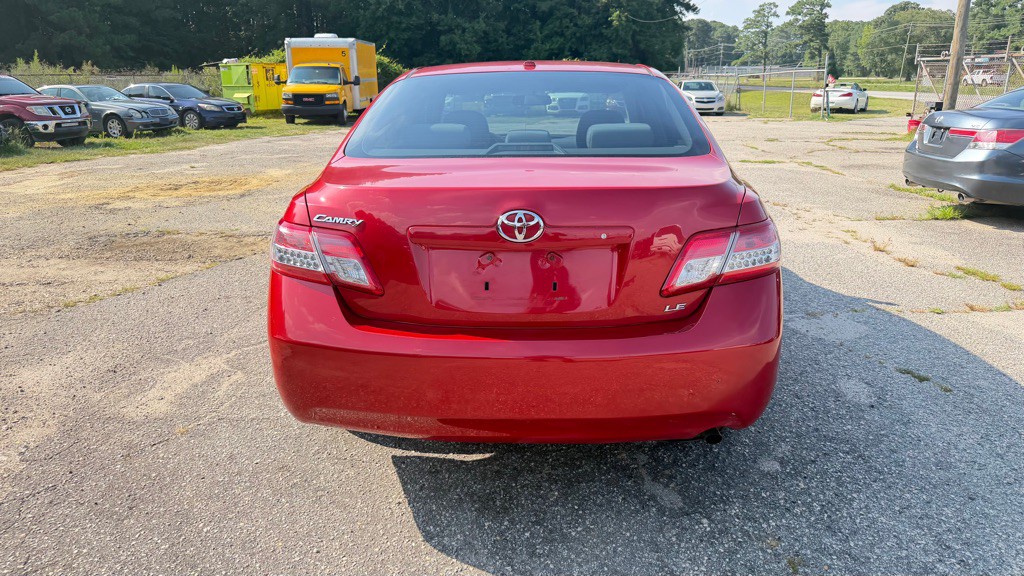 2011 Toyota Camry Image 6