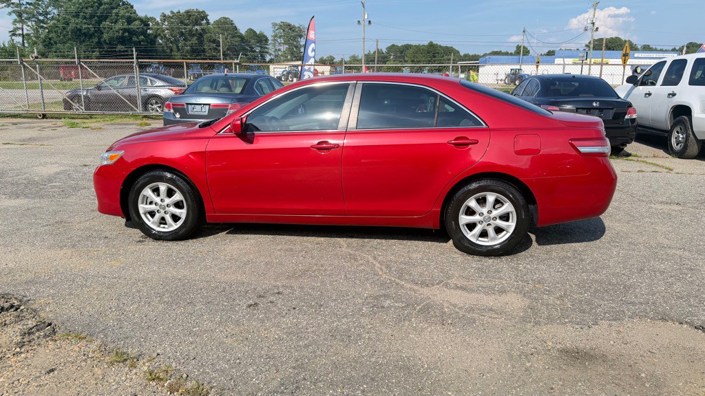 2011 Toyota Camry Image 8
