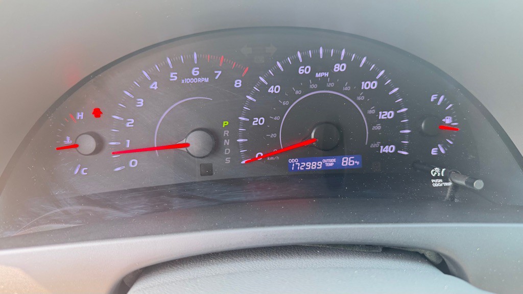2011 Toyota Camry Image 13