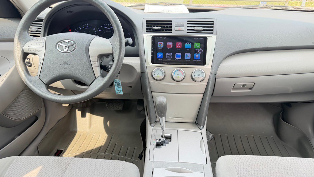 2011 Toyota Camry Image 14