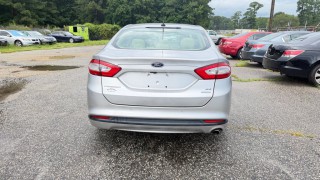 Image for 2013 Ford Fusion SE ID: 7549874