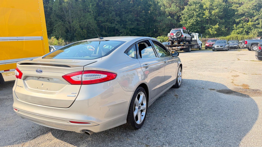 2015 Ford Fusion Image 5