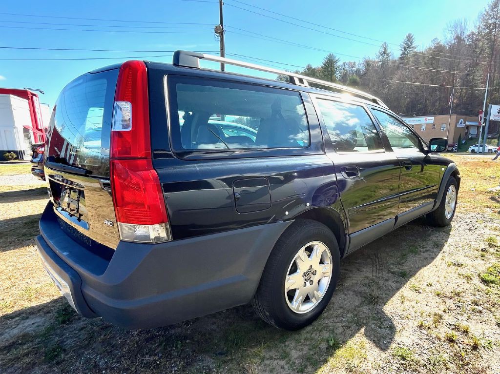 2006 Volvo XC70 Image 3