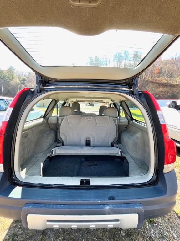 2006 Volvo XC70 Image 6