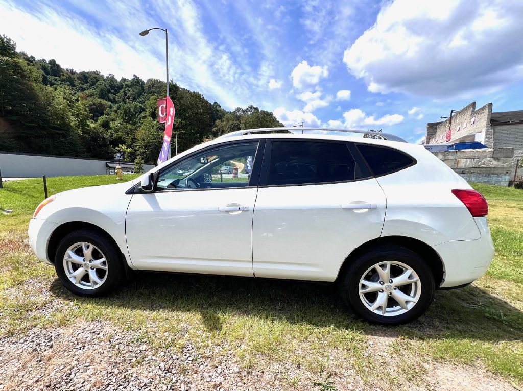 2008 Nissan Rogue Image 2