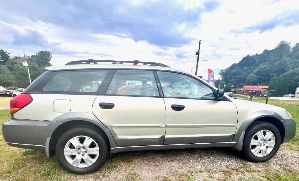 2005 Subaru Legacy Image 3
