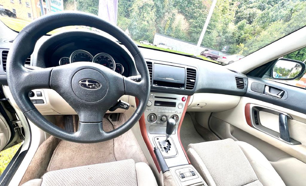 2005 Subaru Legacy Image 6