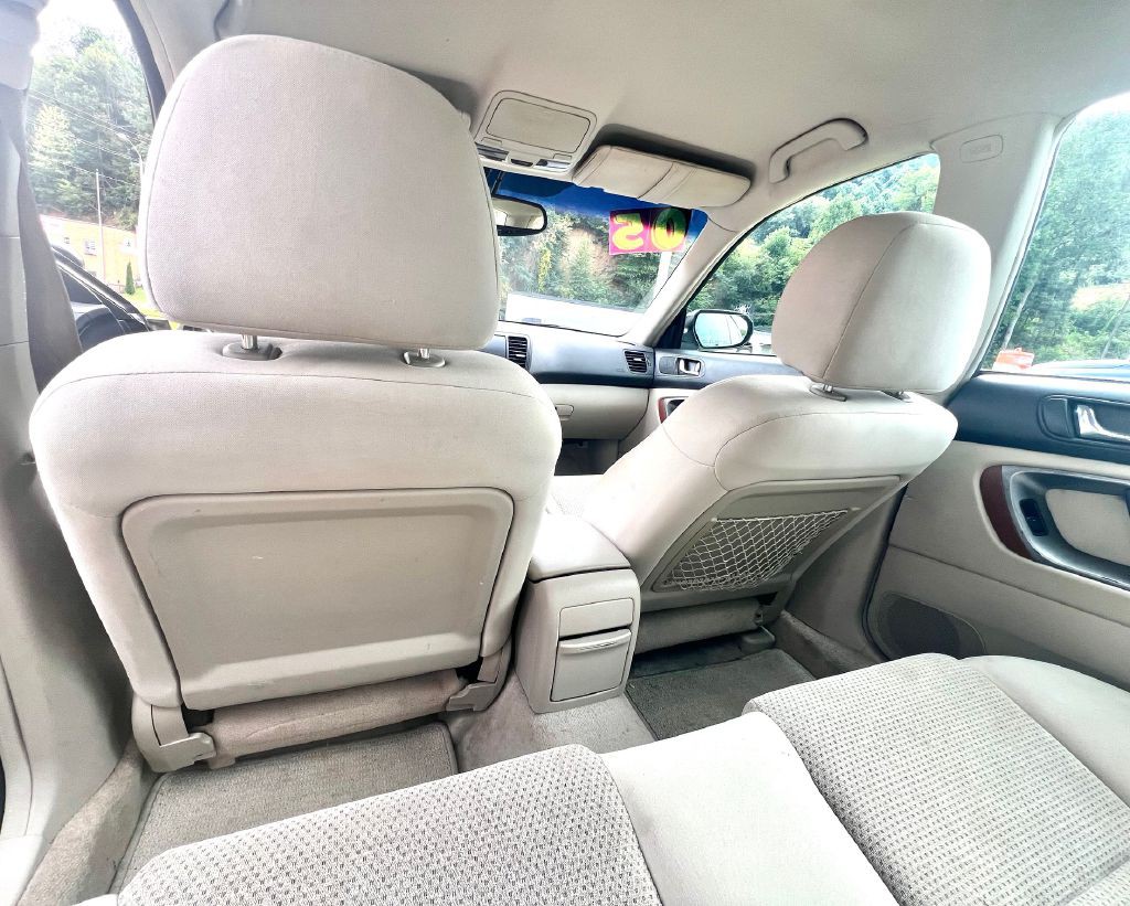 2005 Subaru Legacy Image 11