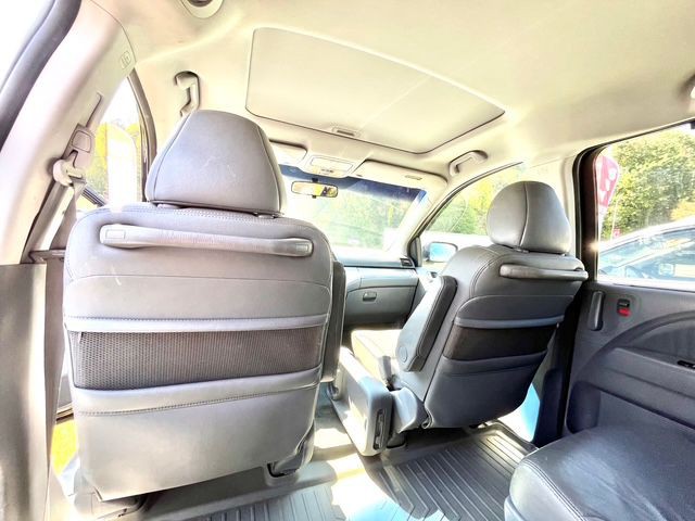 2007 Honda Odyssey Image 16