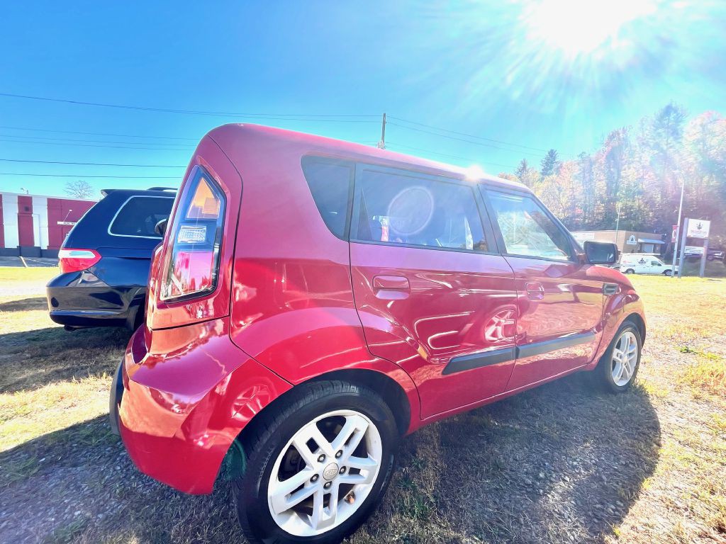 2010 Kia Soul Image 2