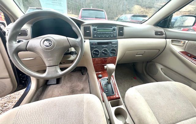2005 Toyota Corolla Image 5