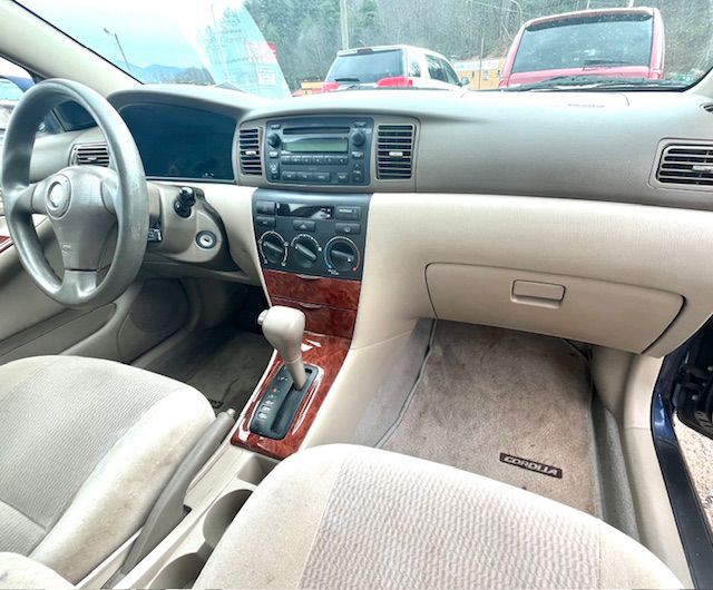 2005 Toyota Corolla Image 9