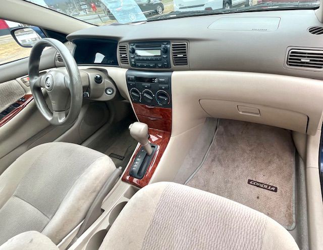 2005 Toyota Corolla Image 11