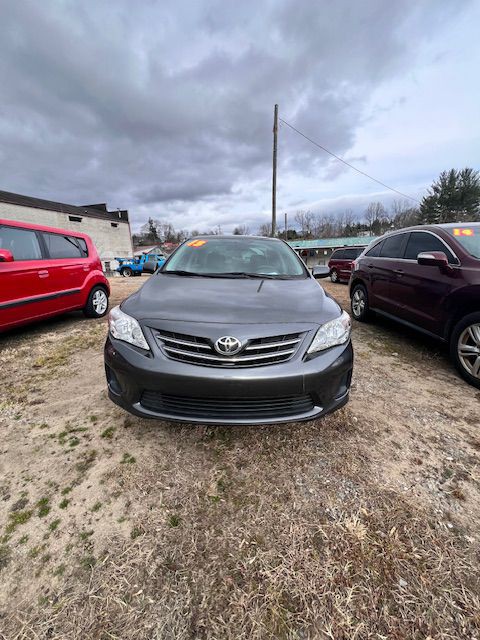 2013 Toyota Corolla Image 6