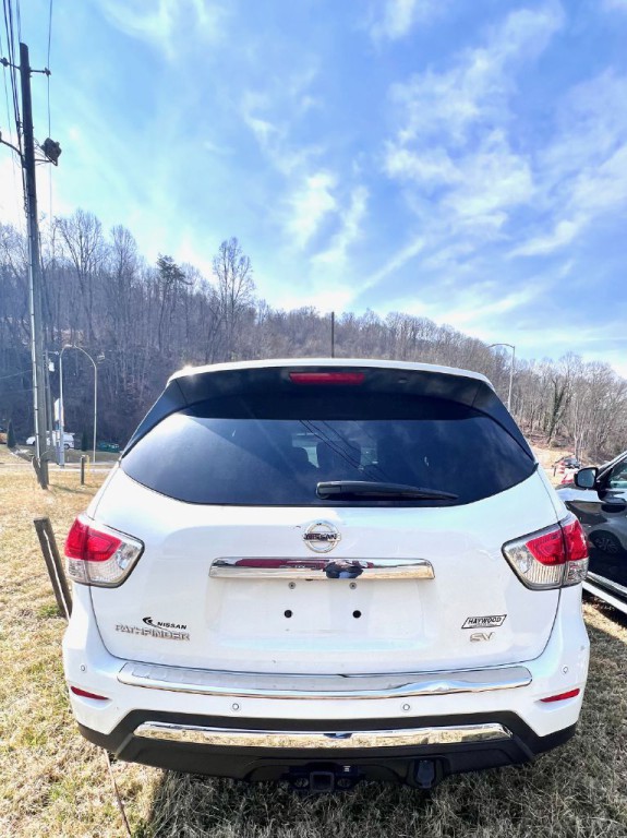 2015 Nissan Pathfinder Image 5