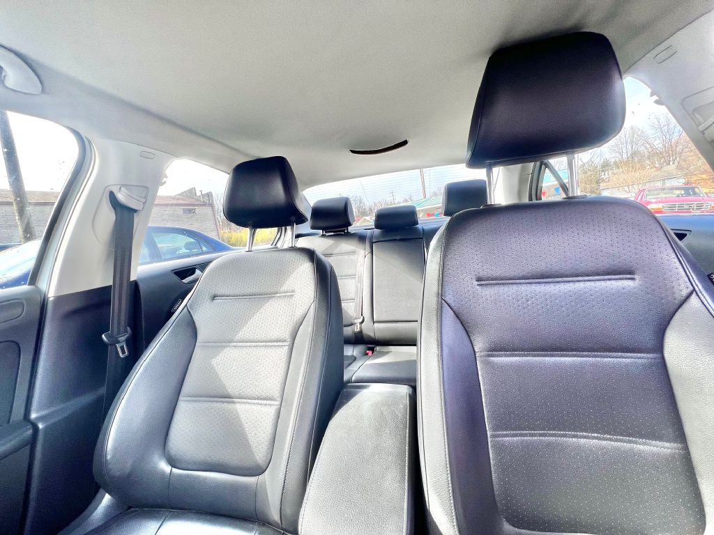 2014 Volkswagen Jetta Image 12