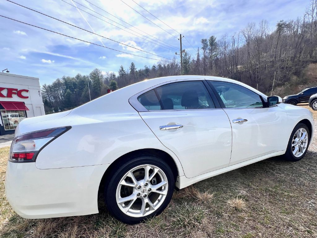 2014 Nissan Maxima Image 4