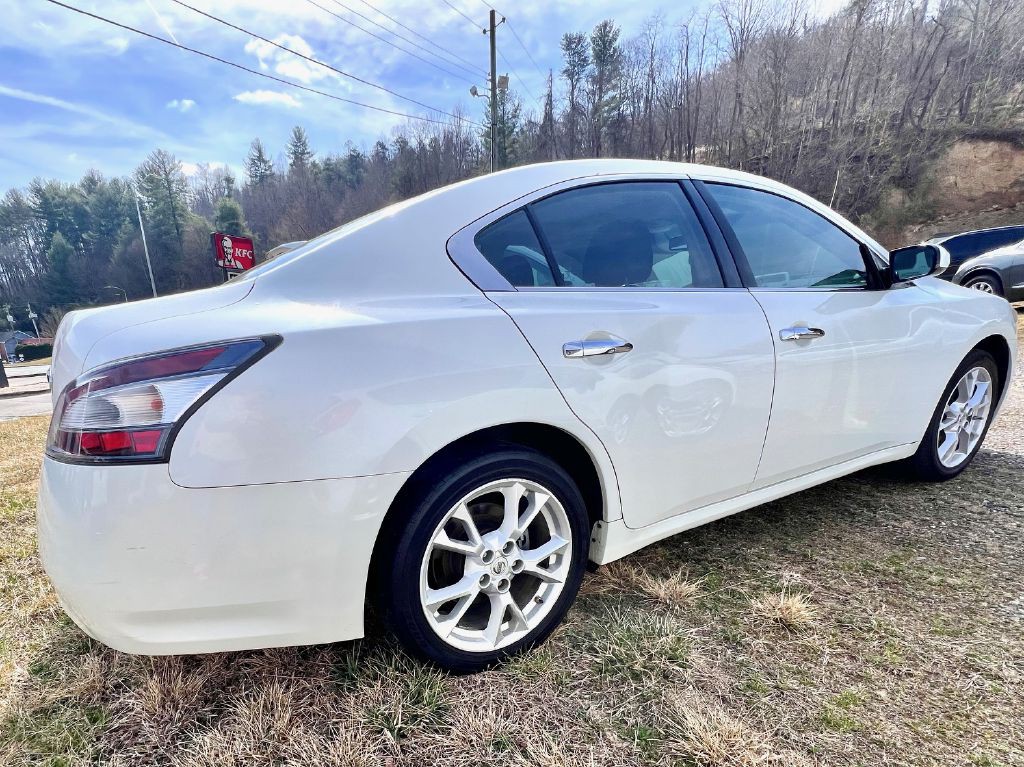 2014 Nissan Maxima Image 6