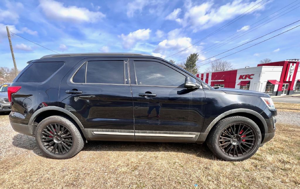 2016 Ford Explorer Image 6
