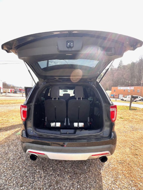 2016 Ford Explorer Image 12