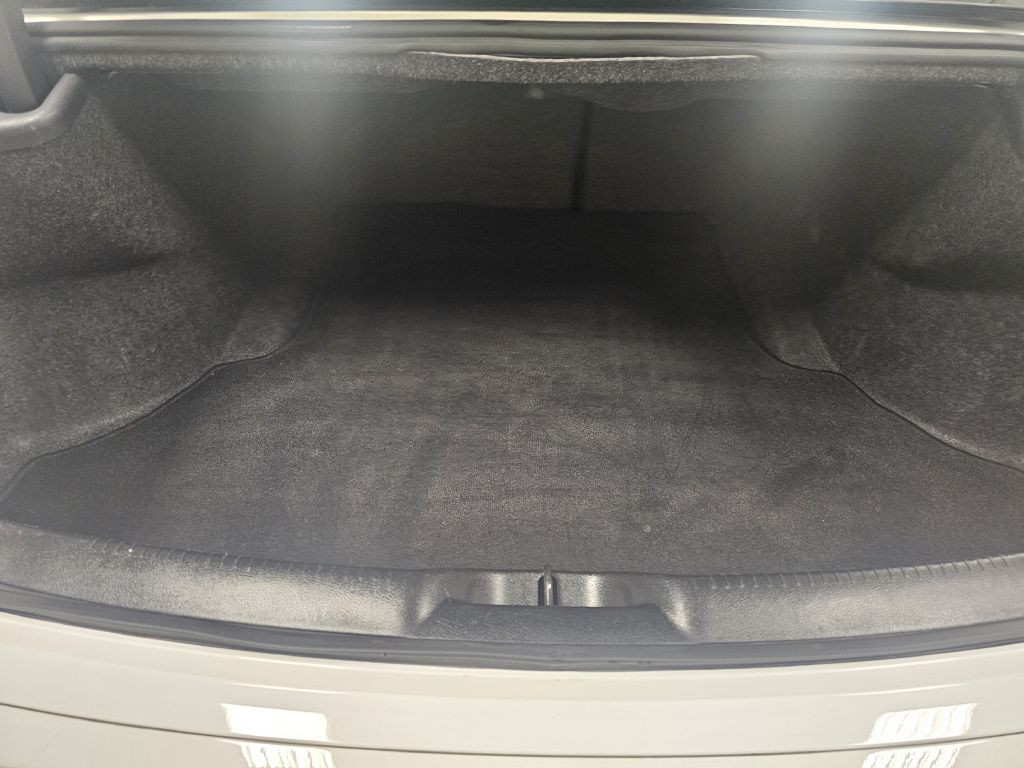 2022 Chrysler 300 Image 12