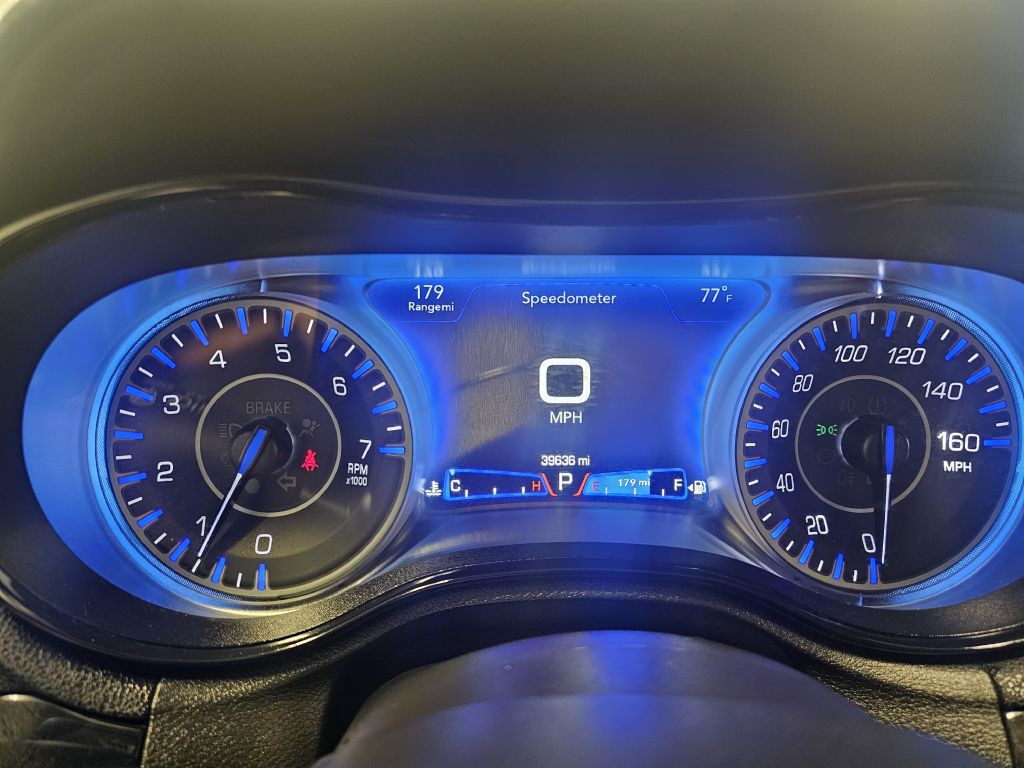 2022 Chrysler 300 Image 26