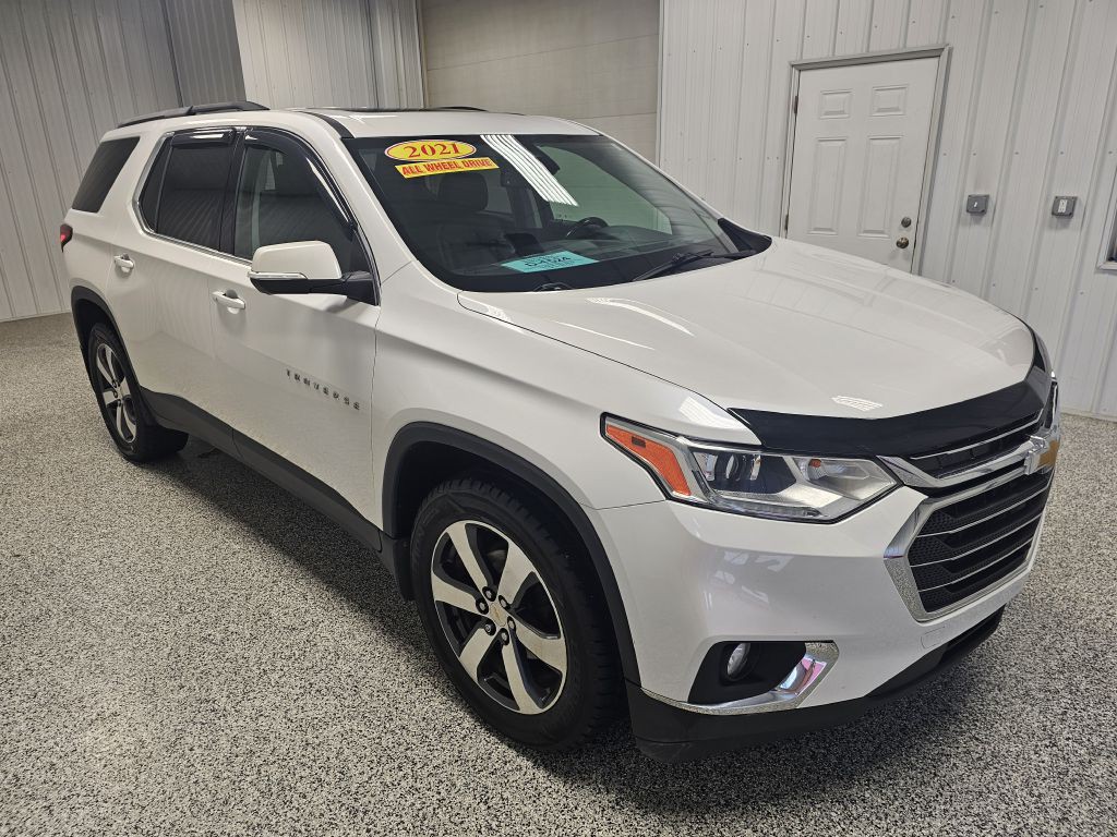 2021 Chevrolet Traverse Image 2