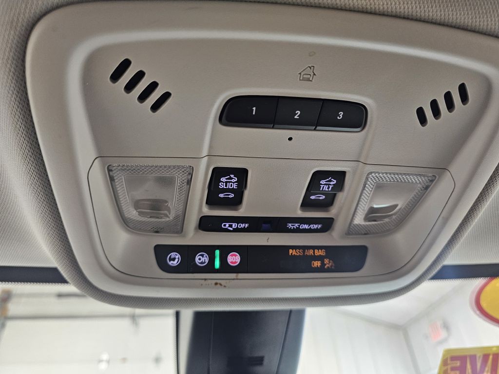 2021 Chevrolet Traverse Image 22