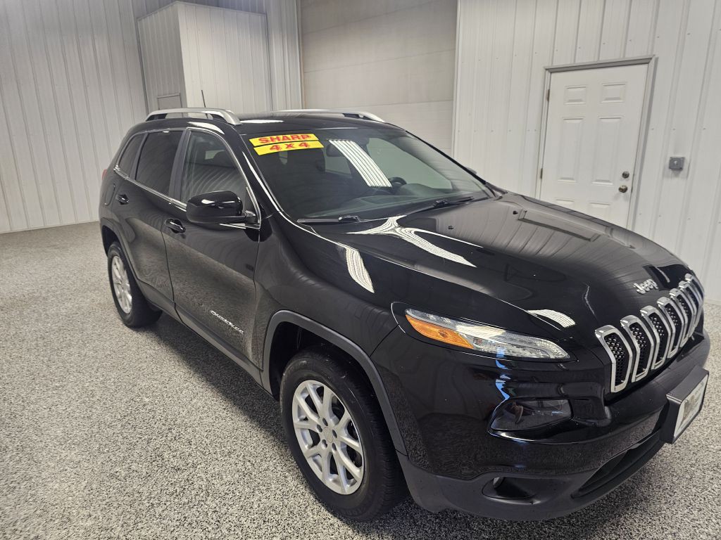 2017 Jeep Cherokee Image 2