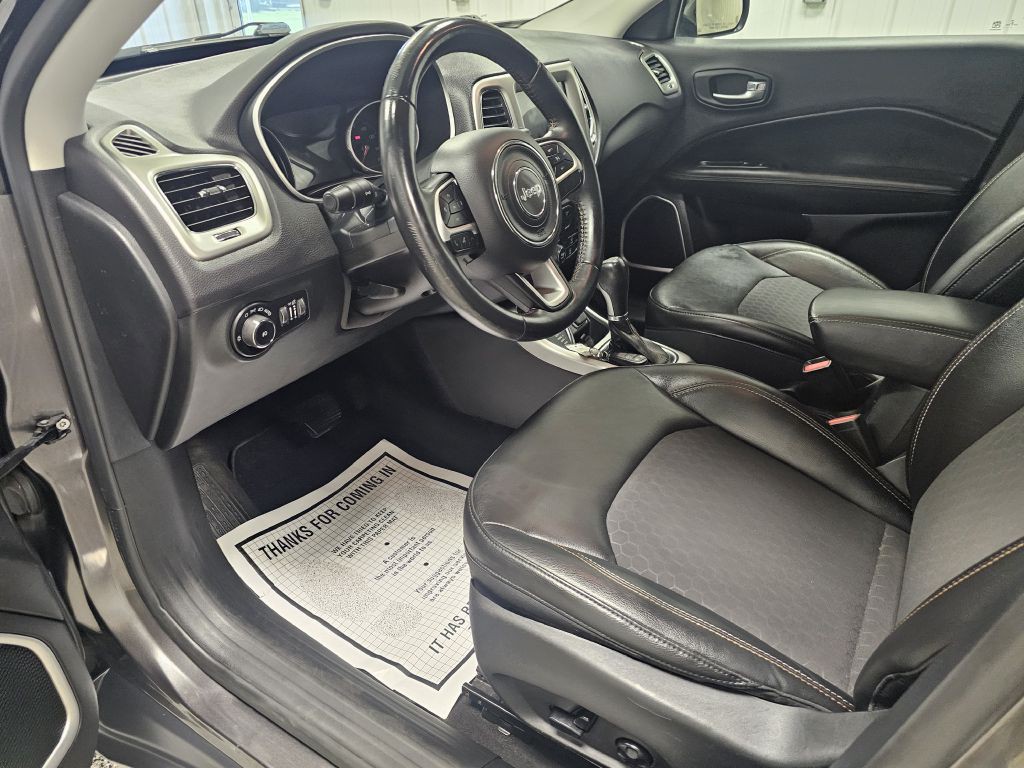 2018 Jeep Compass Image 9