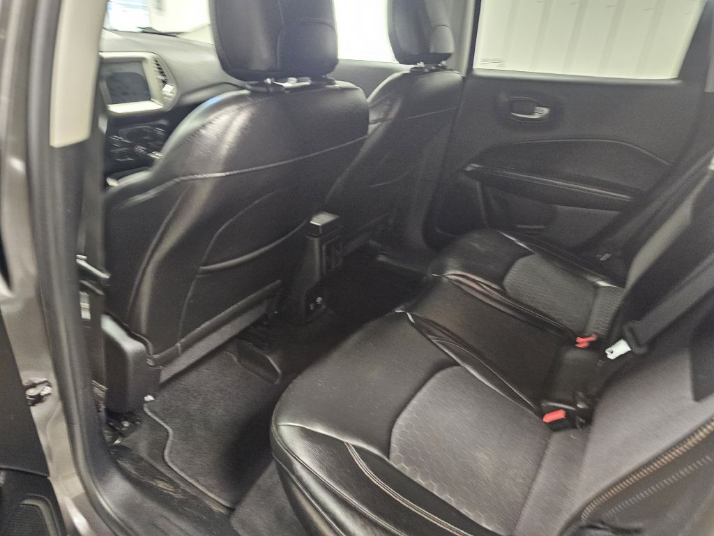 2018 Jeep Compass Image 11