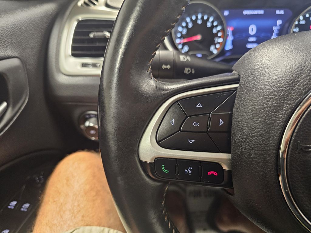 2018 Jeep Compass Image 18