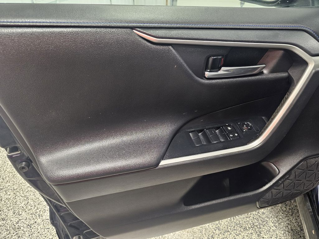 2021 Toyota Rav4 Image 9