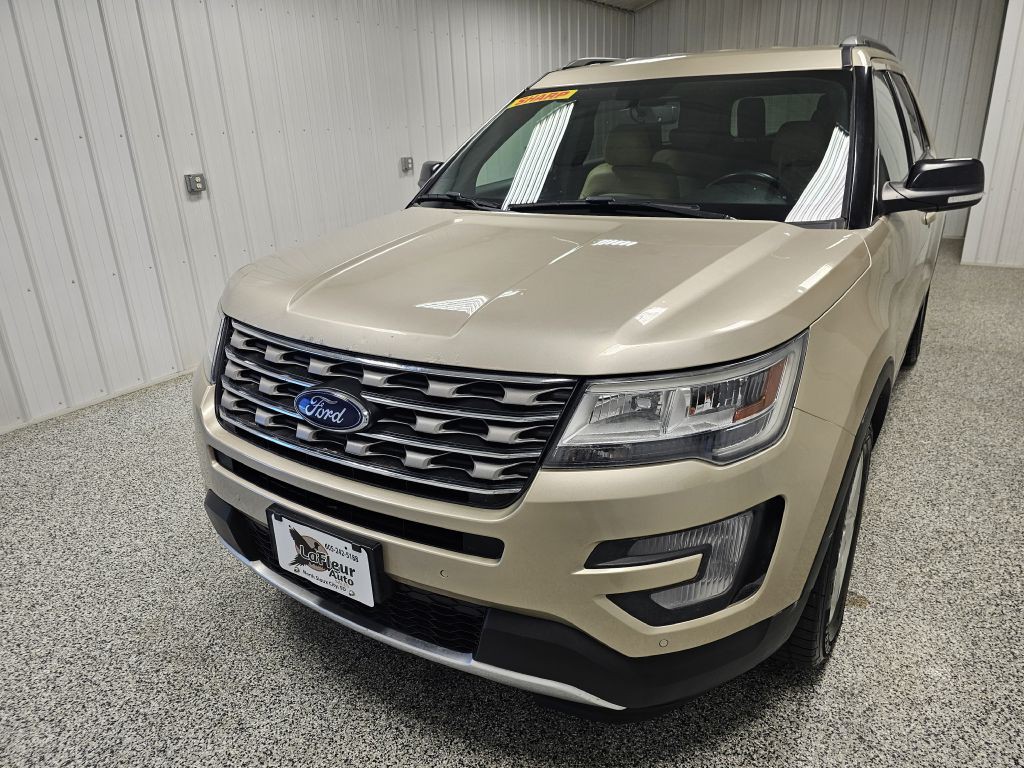 2017 Ford Explorer Image 4
