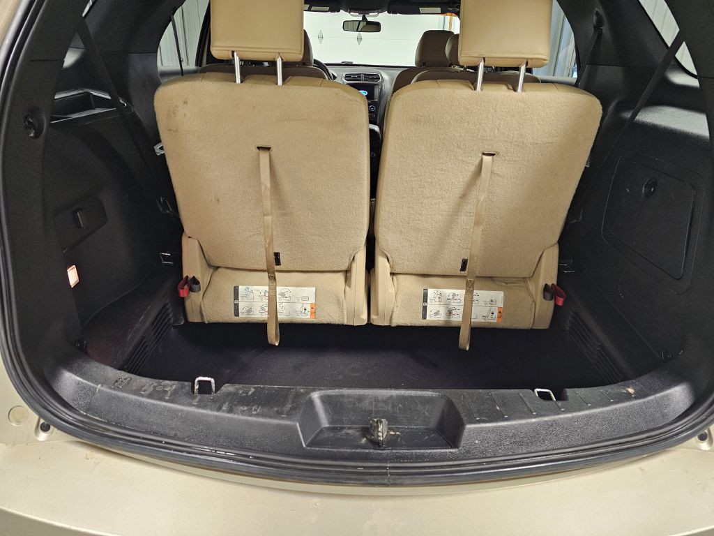 2017 Ford Explorer Image 13