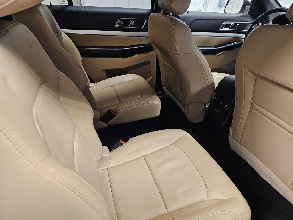 2017 Ford Explorer Image 15