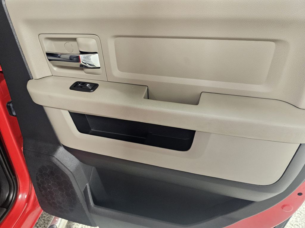 2011 Dodge Ram 1500 Image 12
