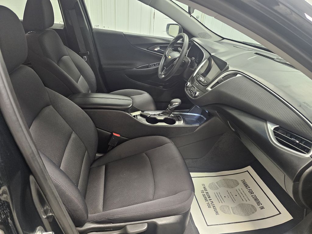 2023 Chevrolet Malibu Image 16