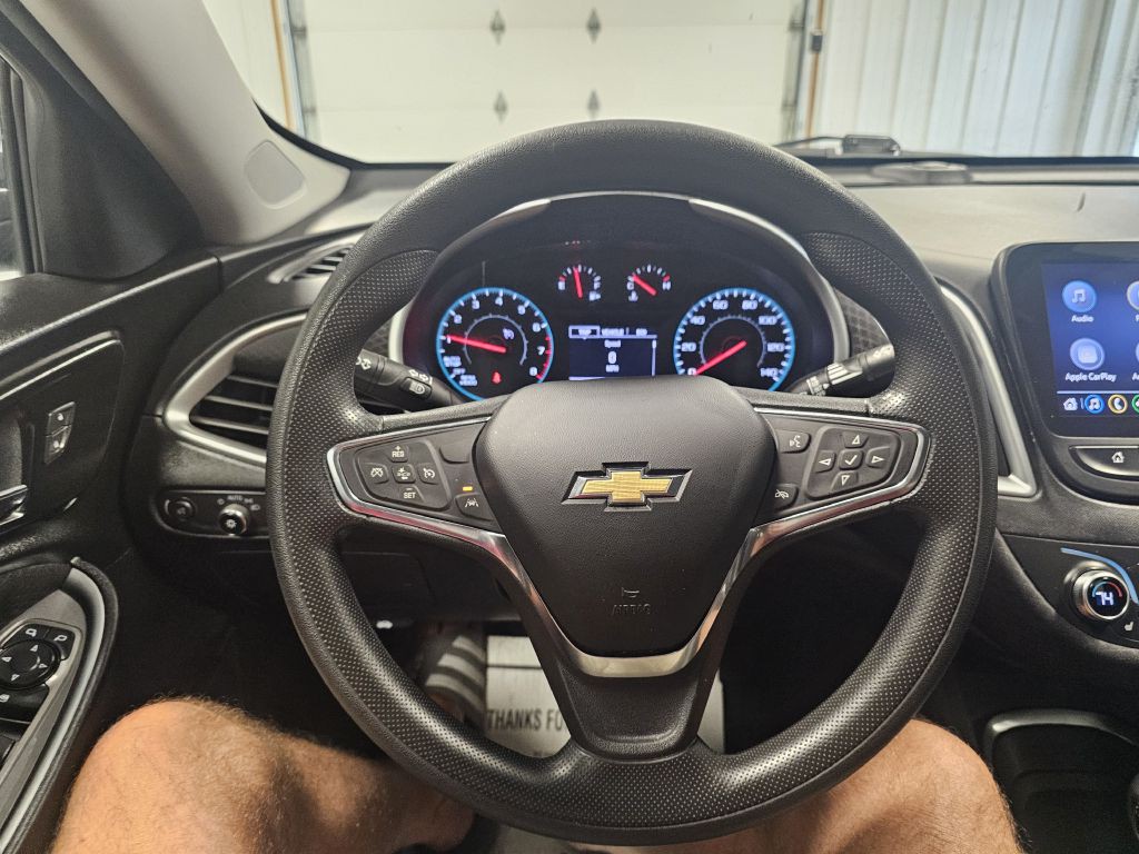 2023 Chevrolet Malibu Image 17