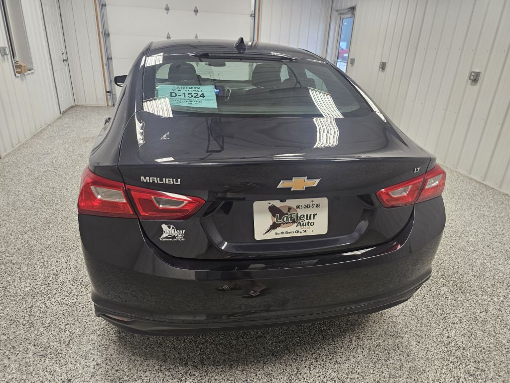 2023 Chevrolet Malibu Image 5