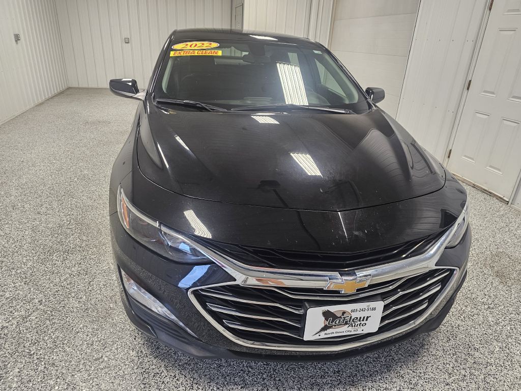 2022 Chevrolet Malibu Image 3