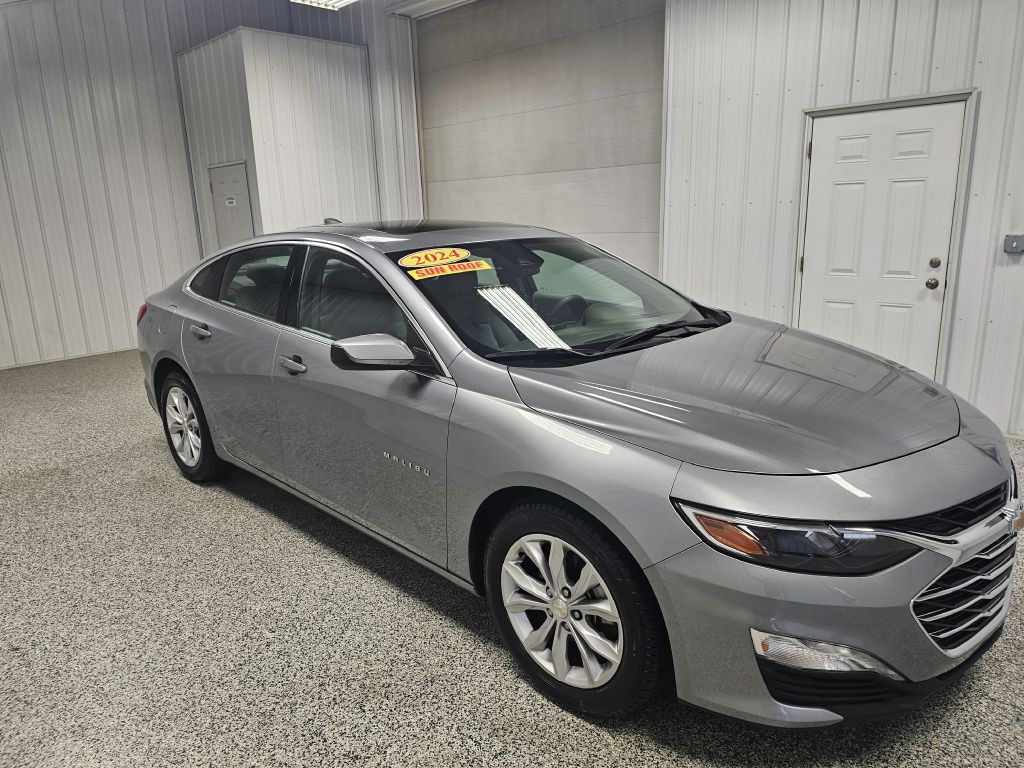 2024 Chevrolet Malibu Image 2